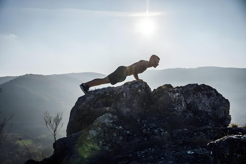 苏小兵：为什么有的人什么都想做，最后一事无成？答案就三个词！-苏小兵商学院